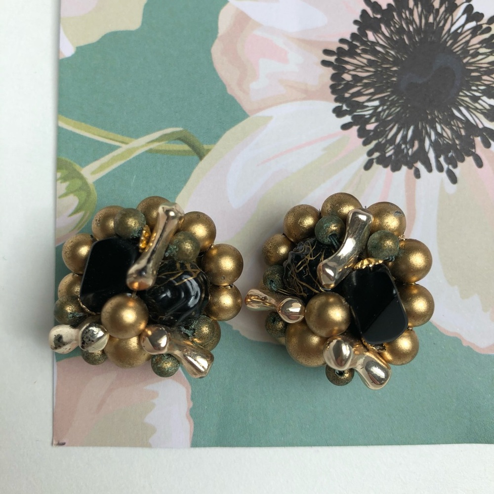 Mid-Century Gold Tone Cluster Clip On Earrings